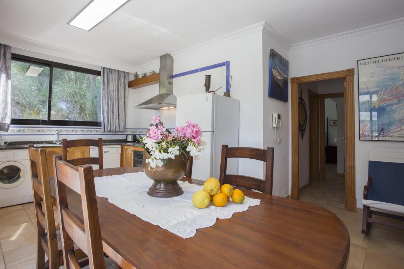 Villa With Private Mountain Ideal Runners Trailers Near Beach Approx 5 Min Walking Beach,Property Belong Puerto Pollensa Villas And Apartments Buitenkant foto